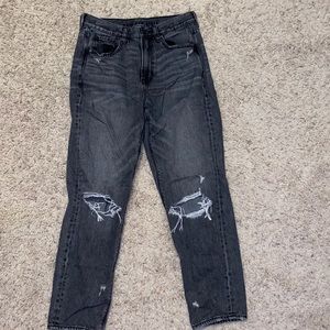 American Eagle Mom Jean